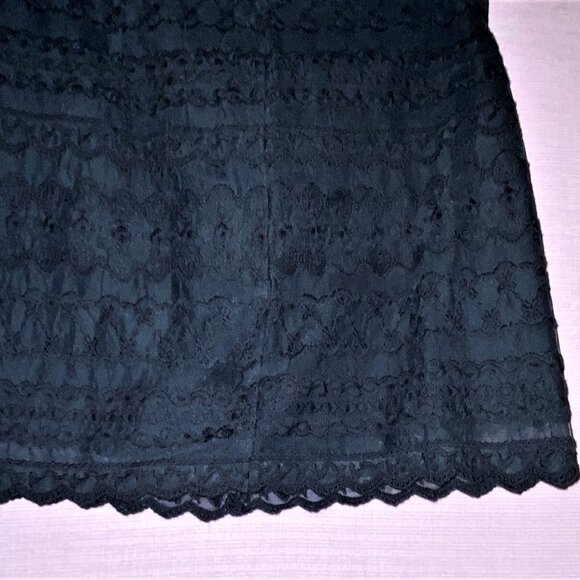 New With Tags Aberccrombie & Fitch Size 00 Dark Blue/Black Lace Like Min… - Picture 5 of 15